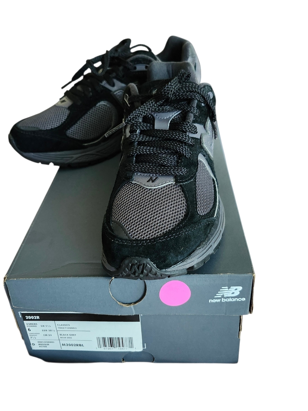 Men's New Balance 2002R Black Grey Mesh Suede Sneakers